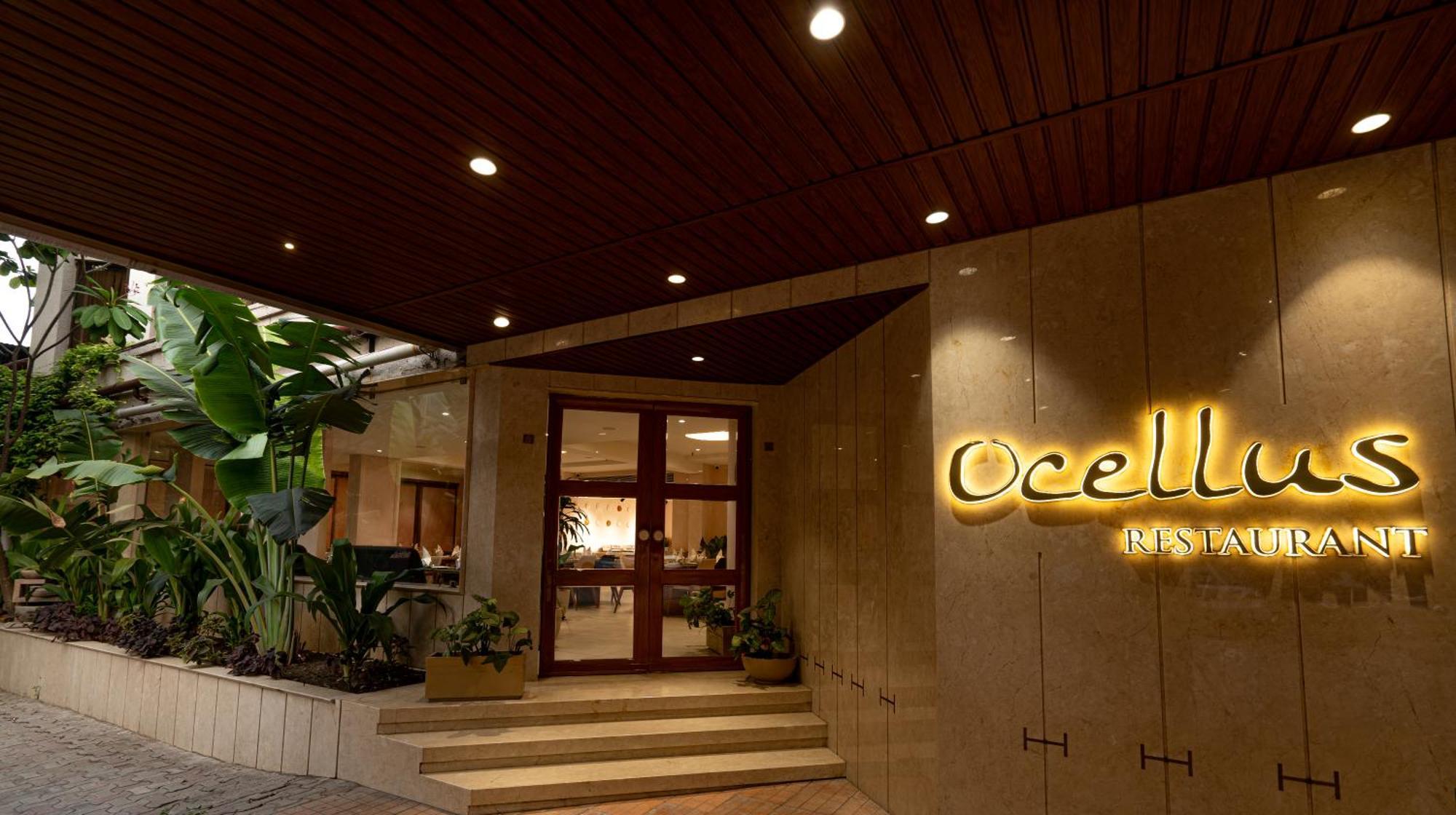 Hotel Mayura Rāipur Zewnętrze zdjęcie