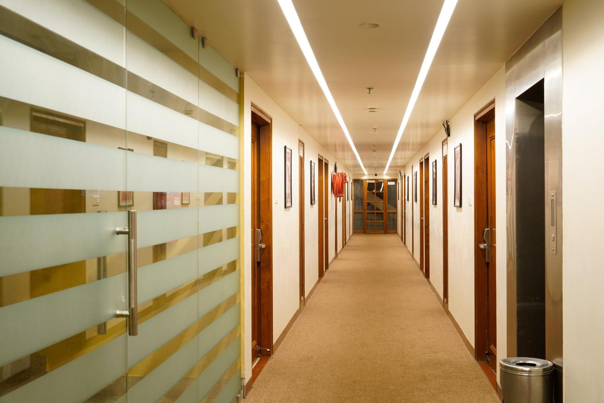 Hotel Mayura Rāipur Zewnętrze zdjęcie